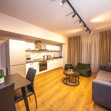 Blloku Unique Apartments 2 Тирана Екстериор снимка