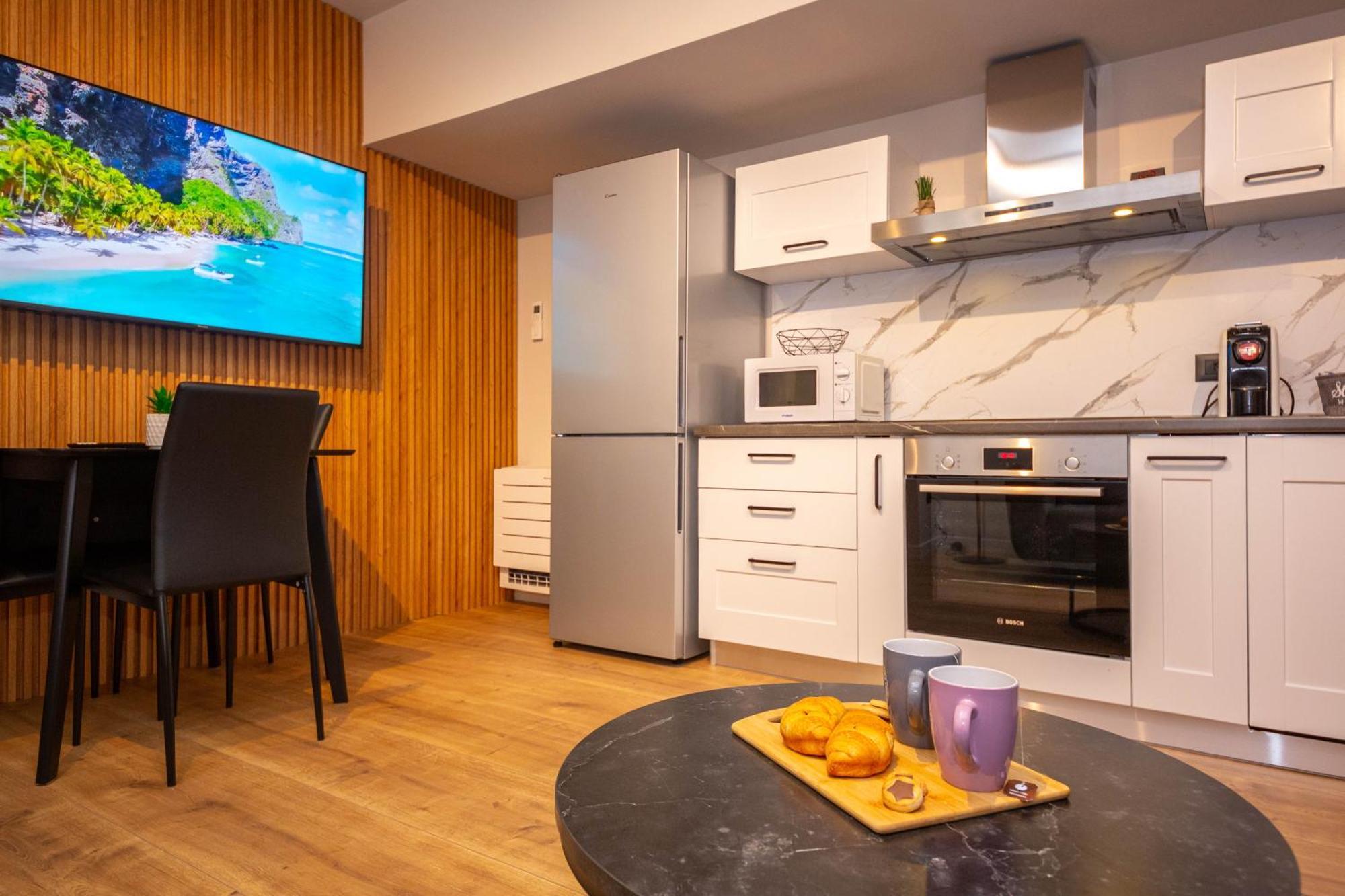 Blloku Unique Apartments 2 Тирана Екстериор снимка