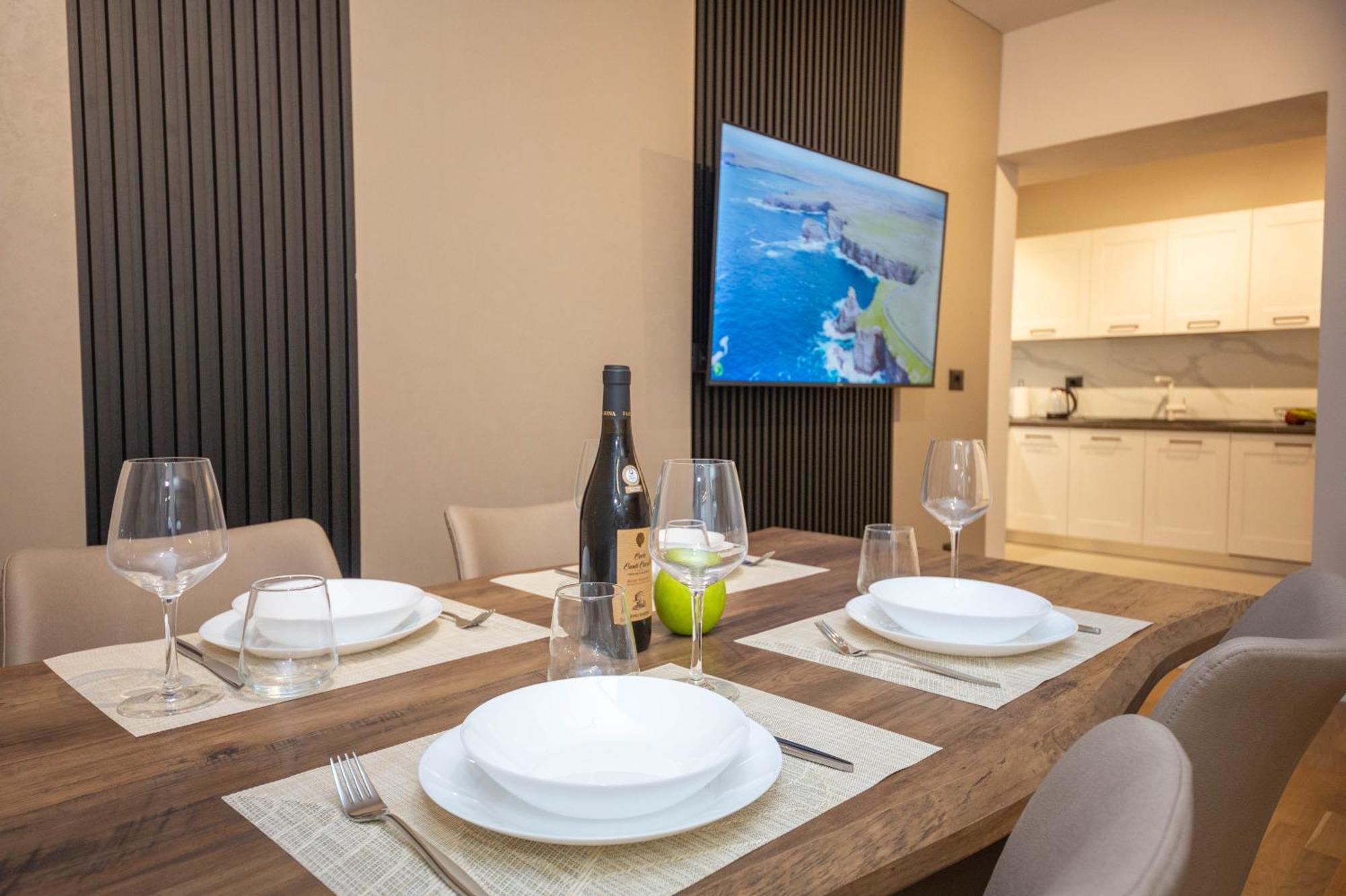 Blloku Unique Apartments 2 Тирана Екстериор снимка