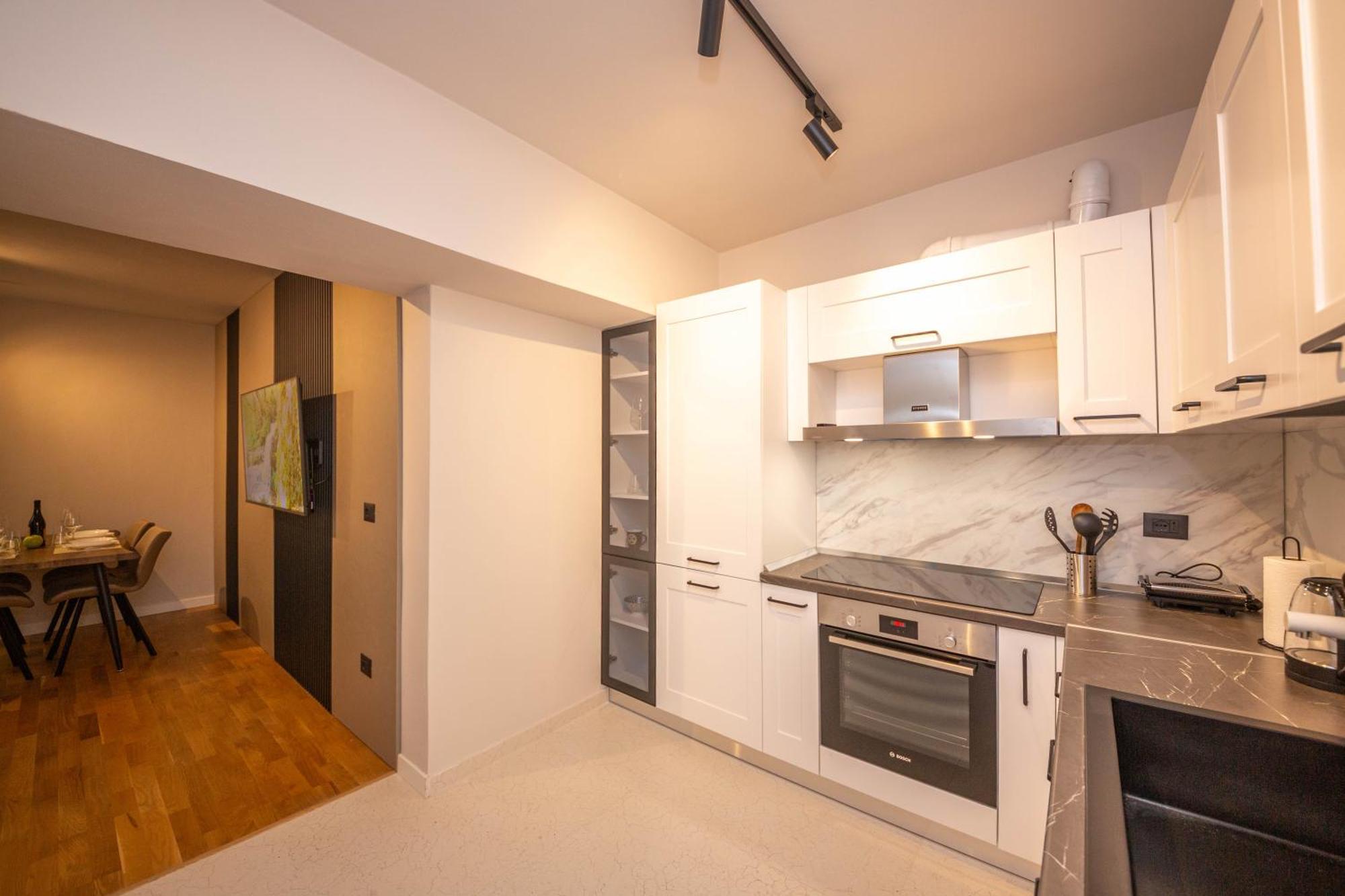 Blloku Unique Apartments 2 Тирана Екстериор снимка