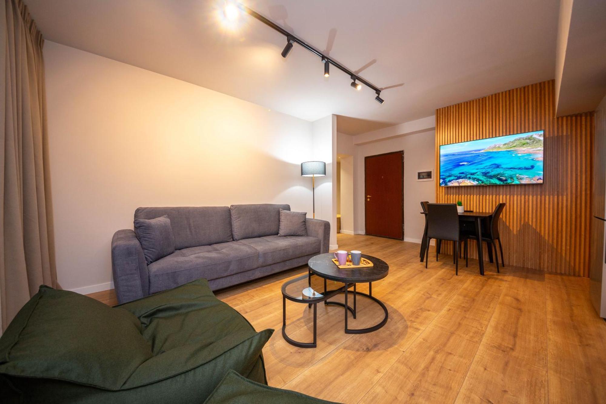 Blloku Unique Apartments 2 Тирана Екстериор снимка