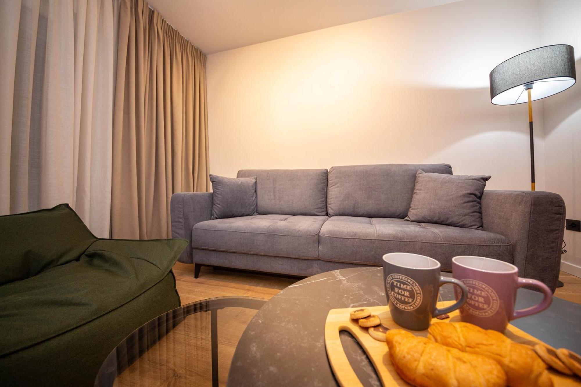 Blloku Unique Apartments 2 Тирана Екстериор снимка