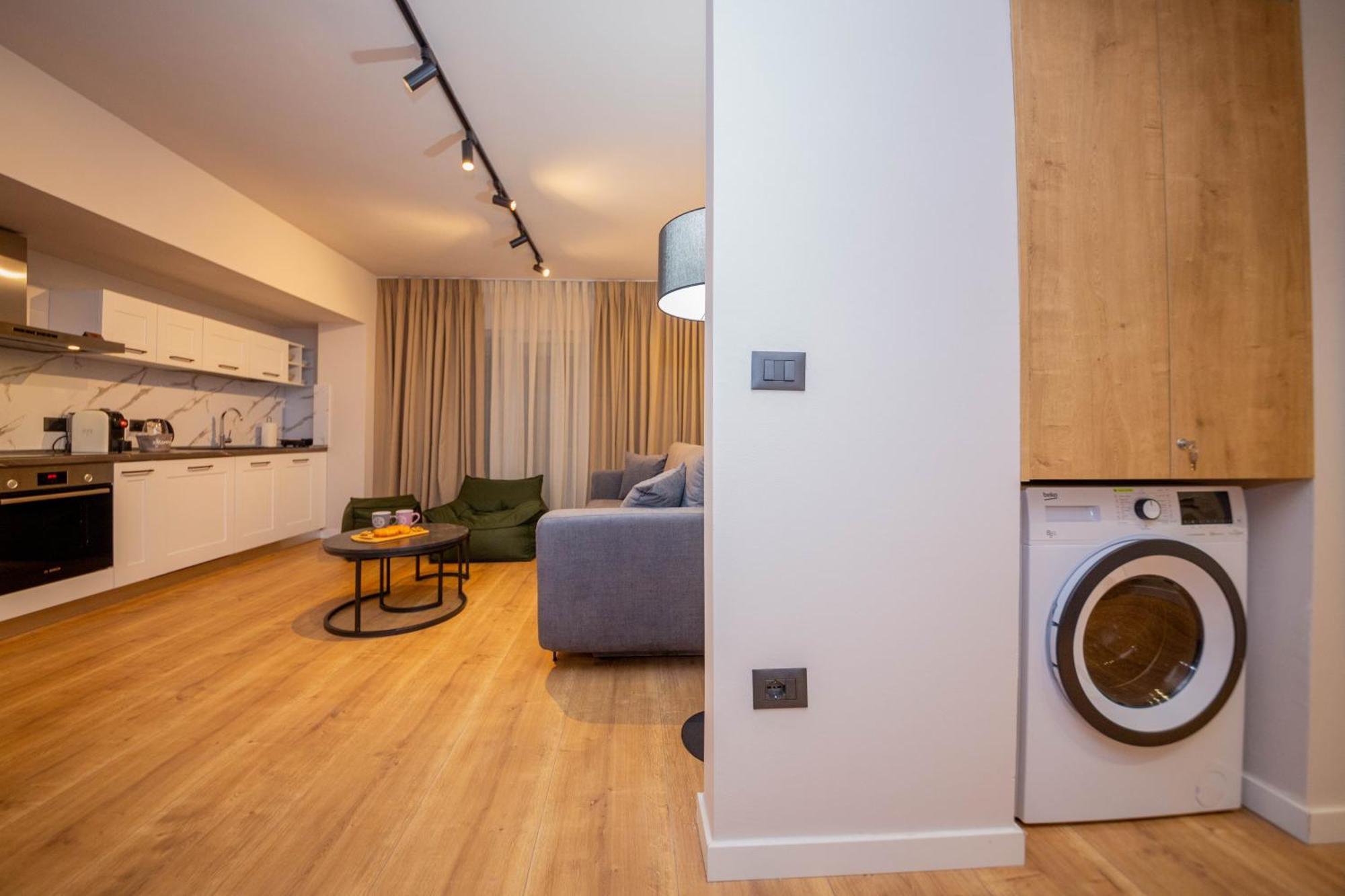 Blloku Unique Apartments 2 Тирана Екстериор снимка
