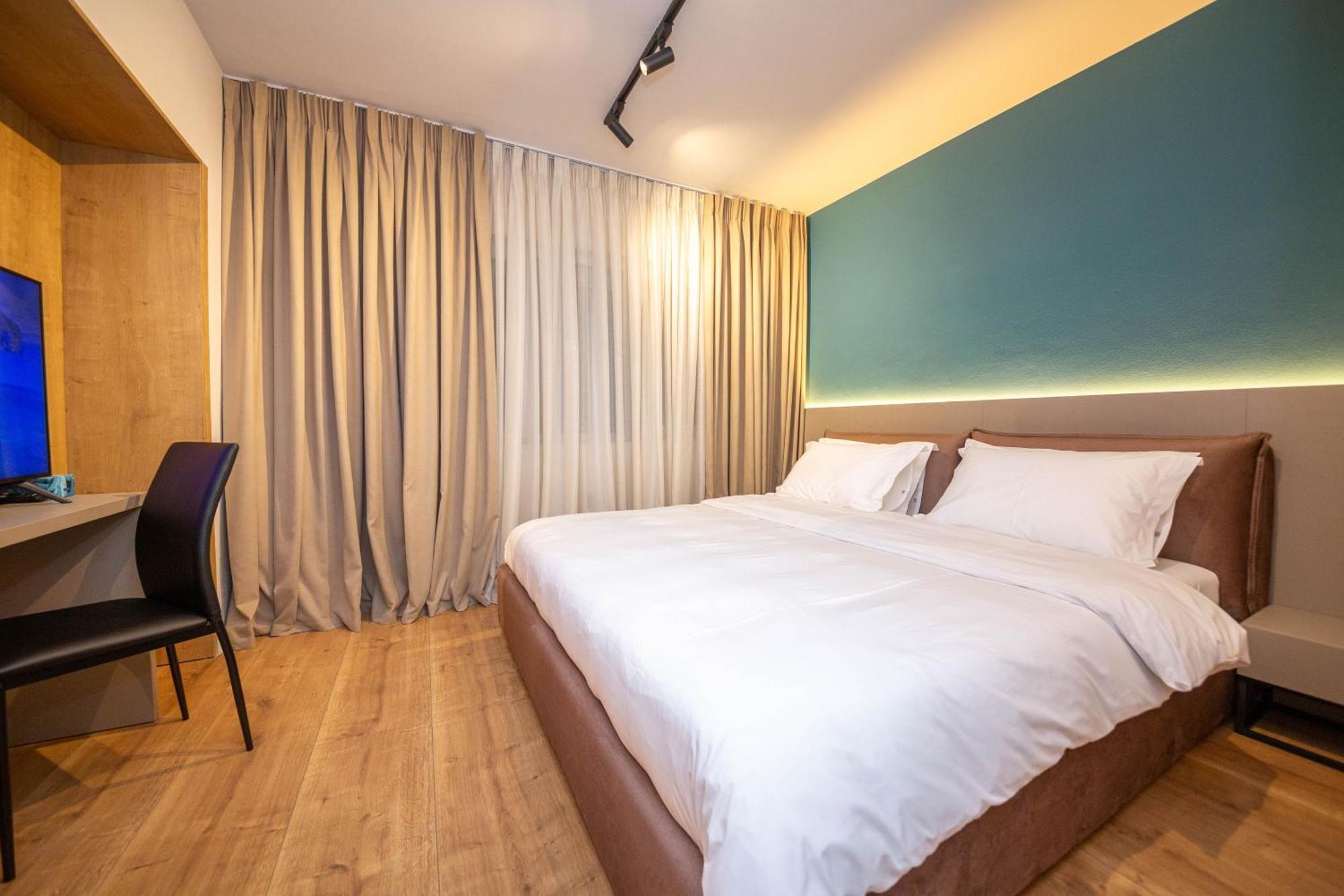 Blloku Unique Apartments 2 Тирана Екстериор снимка