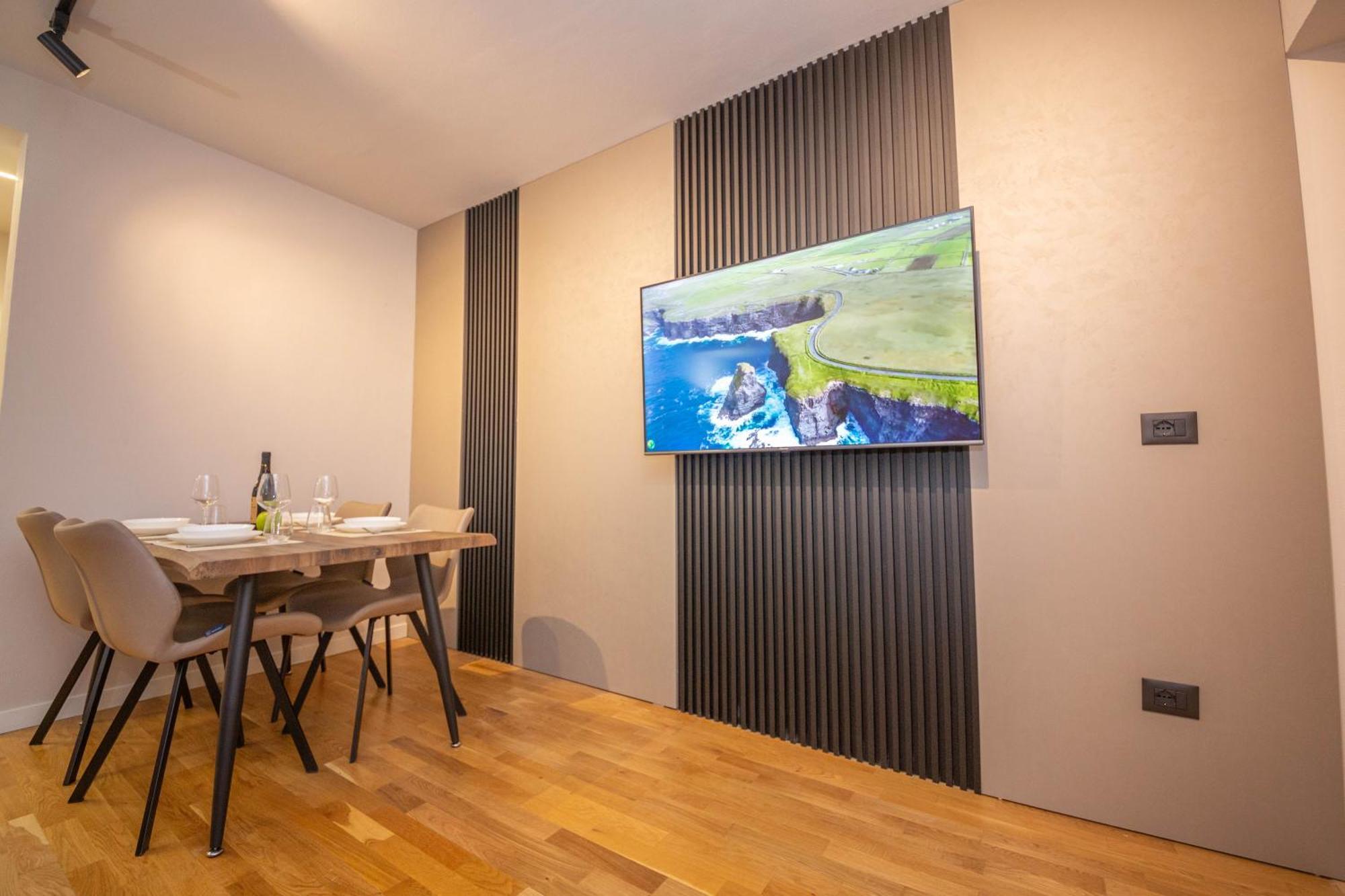 Blloku Unique Apartments 2 Тирана Екстериор снимка