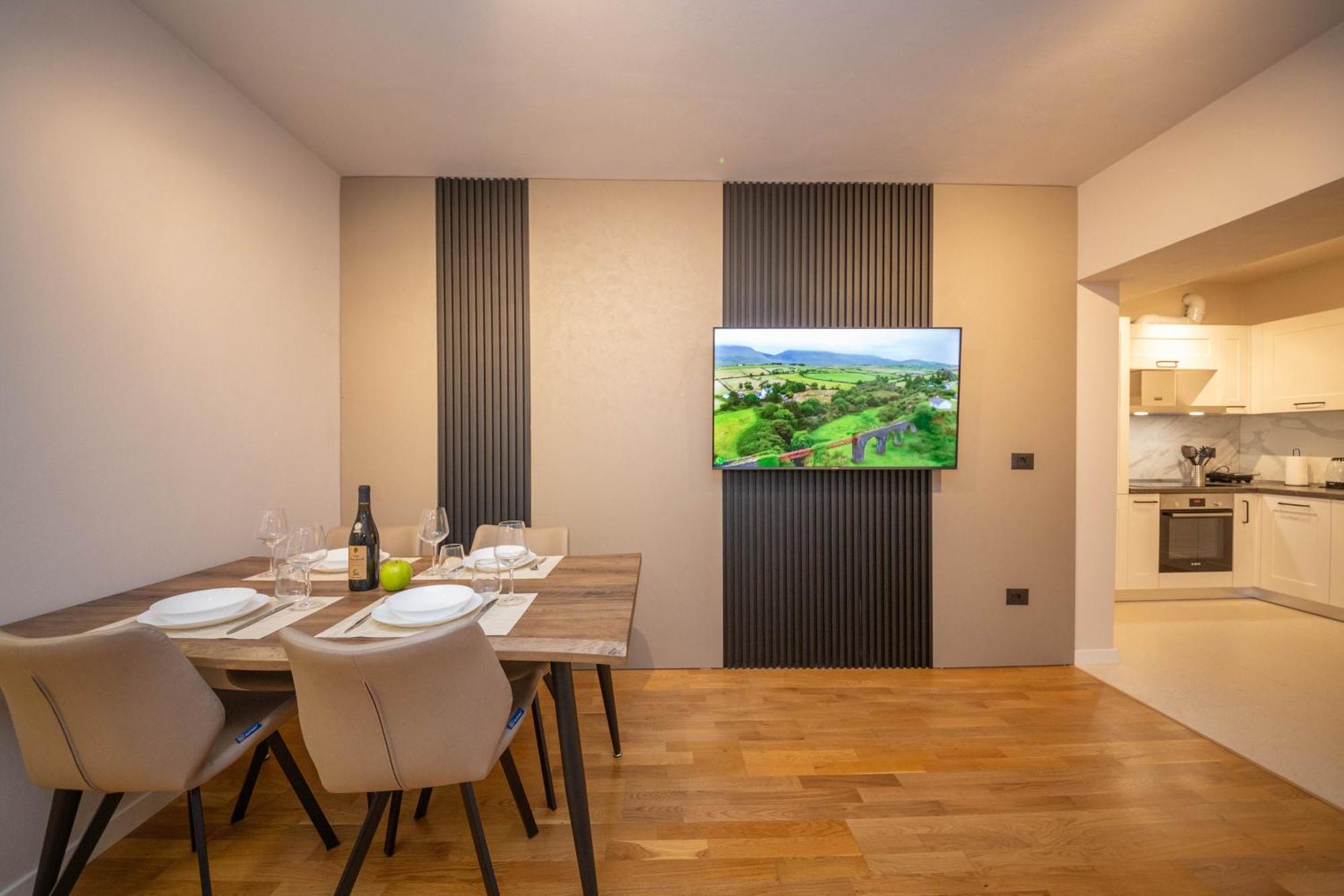 Blloku Unique Apartments 2 Тирана Екстериор снимка