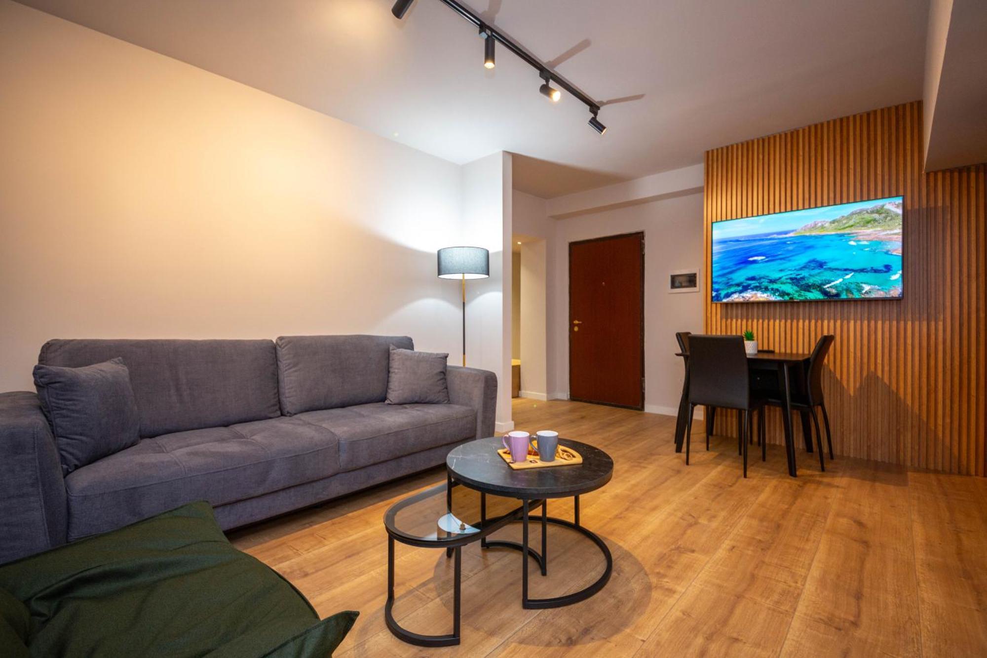 Blloku Unique Apartments 2 Тирана Екстериор снимка