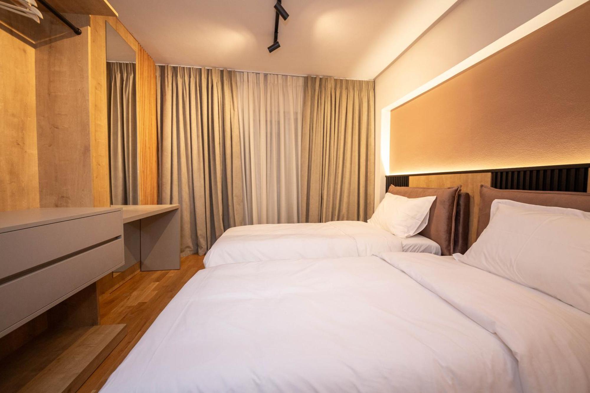 Blloku Unique Apartments 2 Тирана Екстериор снимка